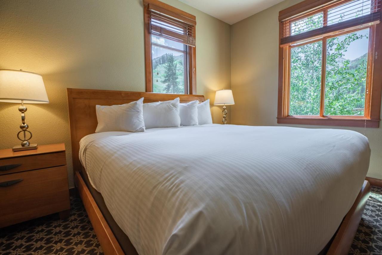 The Village At Palisades Tahoe Olympic Valley  Bagian luar foto